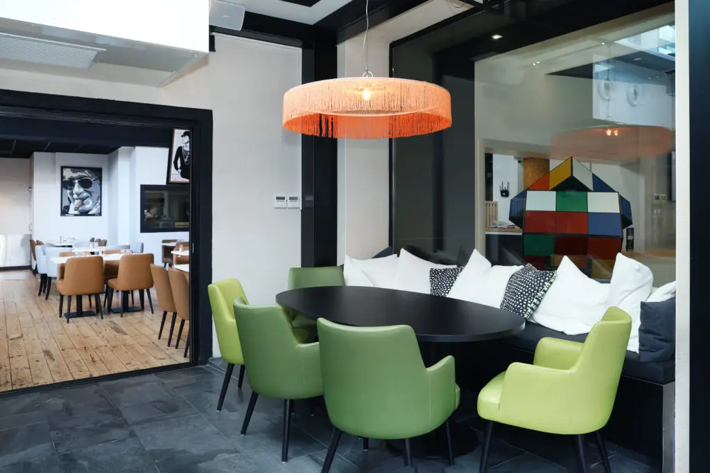 Agence M Com Marseille Le Nelio Hotel Restaurant Presentation Hotel Bar Evenements restaurant